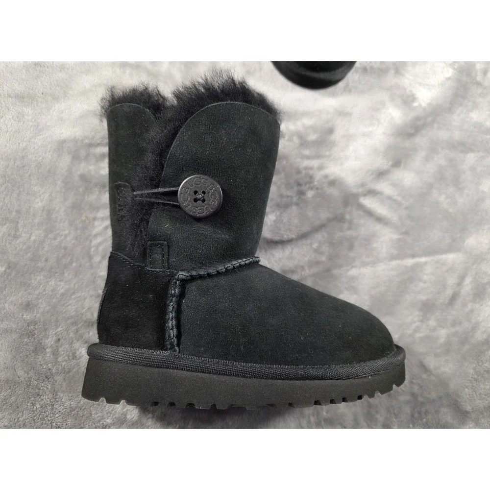 NEW Ugg Australia Bailey Button Toddlers Size 8 Black Suede Boot 5991T